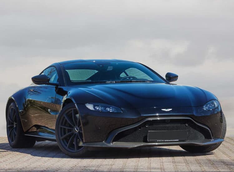 Aston Martin New Vantage mieten in Frankfurt