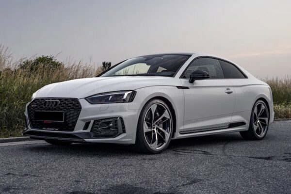 Audi RS5 Coupé mieten in Mannheim
