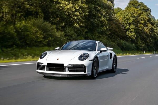 Porsche 992 Turbo mieten in Bielefeld