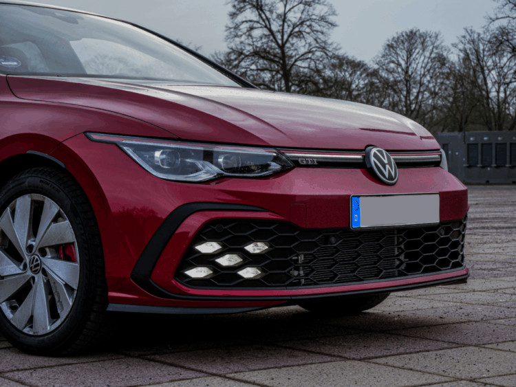 VW Golf 8 GTI mieten in Berlin 5