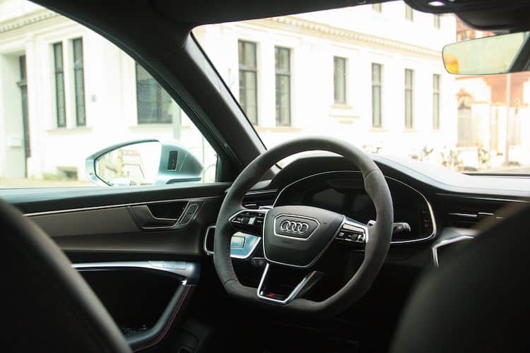 Audi RS6 Rental Gift Voucher - Image 6