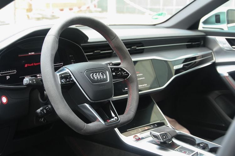Audi RS6 Rental Gift Voucher - Image 5