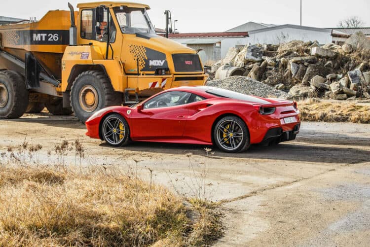 Gutschein Ferrari 488 GTB Miete – Bild 2