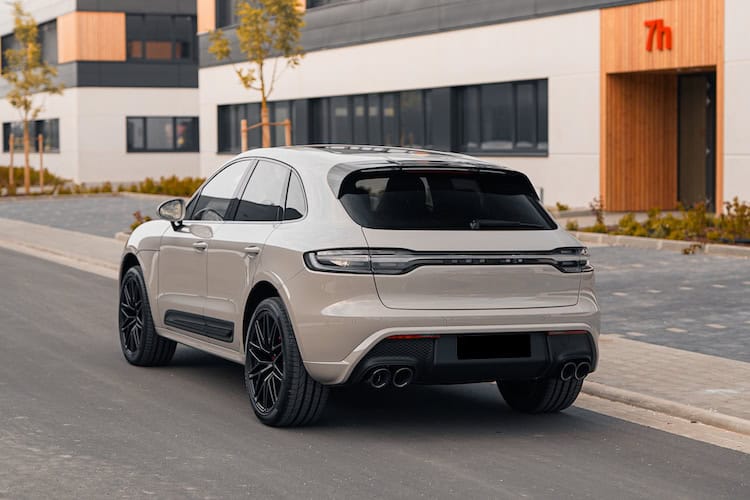 Porsche Macan Rental Gift Voucher - Image 4