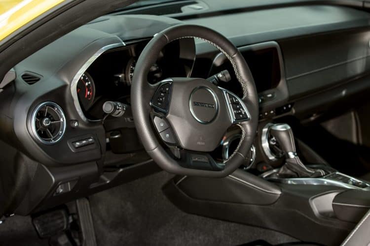 Chevrolet Camaro Rental - Image 4