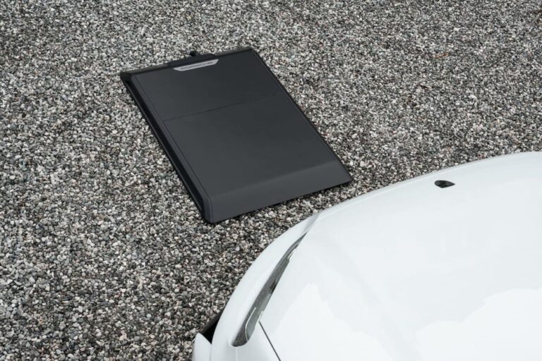 Wie funktioniert Porsche Wireless Charging?